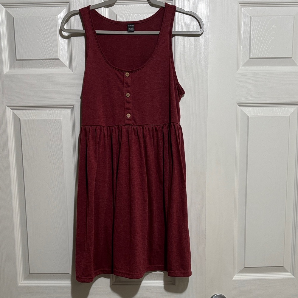SHEIN Burgundy Sleeveless Dress